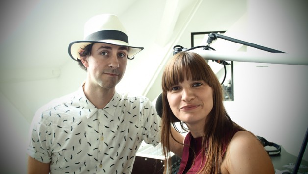 Paul Smith und Nadine Kreutzer im FluxFM-Studio (Foto: Sophie Euler)