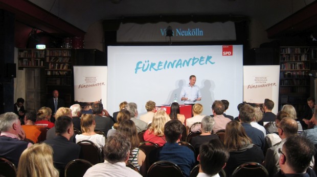 Tour Füreinander von Bürgermeister Michael Müller (Foto: Anton Stanislawski)