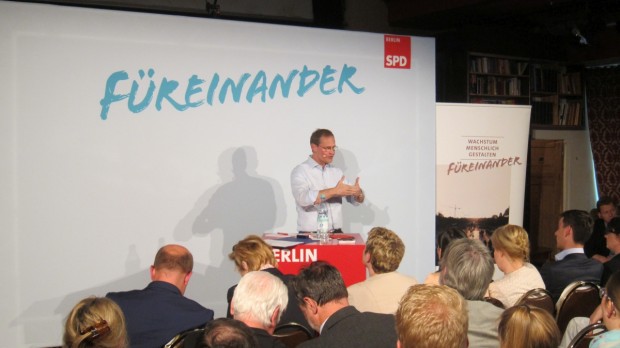 Tour Füreinander von Bürgermeister Michael Müller (Foto: Anton Stanislawski)