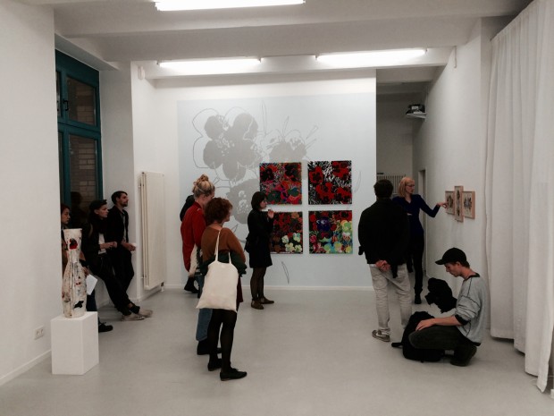 Tina Sauerländer und Isabelle Meiffert Ausstellungsbesuch (Foto: Minor Alexander)