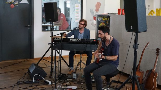 Abu live beim FluxFM MorningShowcase (Foto: Fabian Broicher)