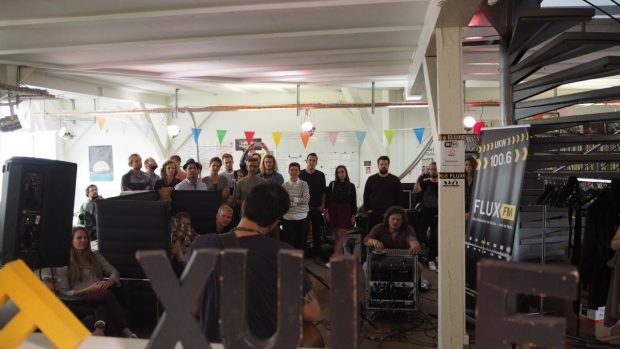 Abu live beim FluxFM MorningShowcase (Foto: Fabian Broicher)