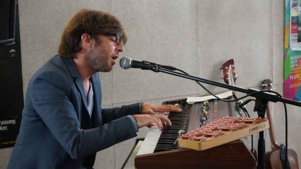 Abu live beim FluxFM MorningShowcase (Foto: Nina Maul)