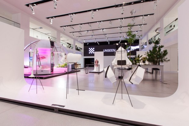 Ars Electronica bei Volkswagen DRIVE in Berlin (Human Factor, Kunst - Gesellschaft - Industrie. Ars Electronica Linz @ Volkswagen DRIVE. Volkswagen Group Forum, Unter den Linden 21, 10117 Berlin)