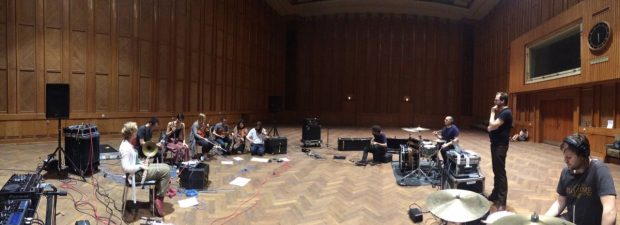 Ryan Olson und Co. bei den ersten Proben im Funkhaus (Foto: Michelberger Music Festival)