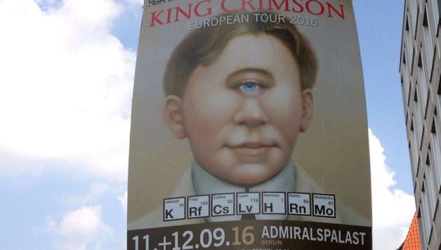 So surreal wie die Musik ist auch das Tourplakat von King Crimson (Foto: Fabian Broicher)