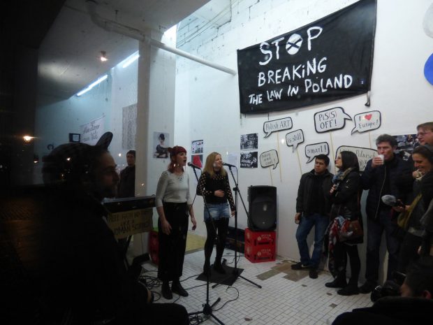 Vernissage mit Konzert von Two Times Twice (Foto: Wojtek Drozdek)