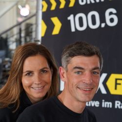 Anja Schneider mit Klubradio-Host Mathias Weck (Foto: FluxFM)