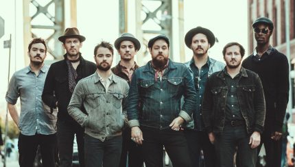 Nathaniel Rateliff & The Night Sweats (Pressebild)