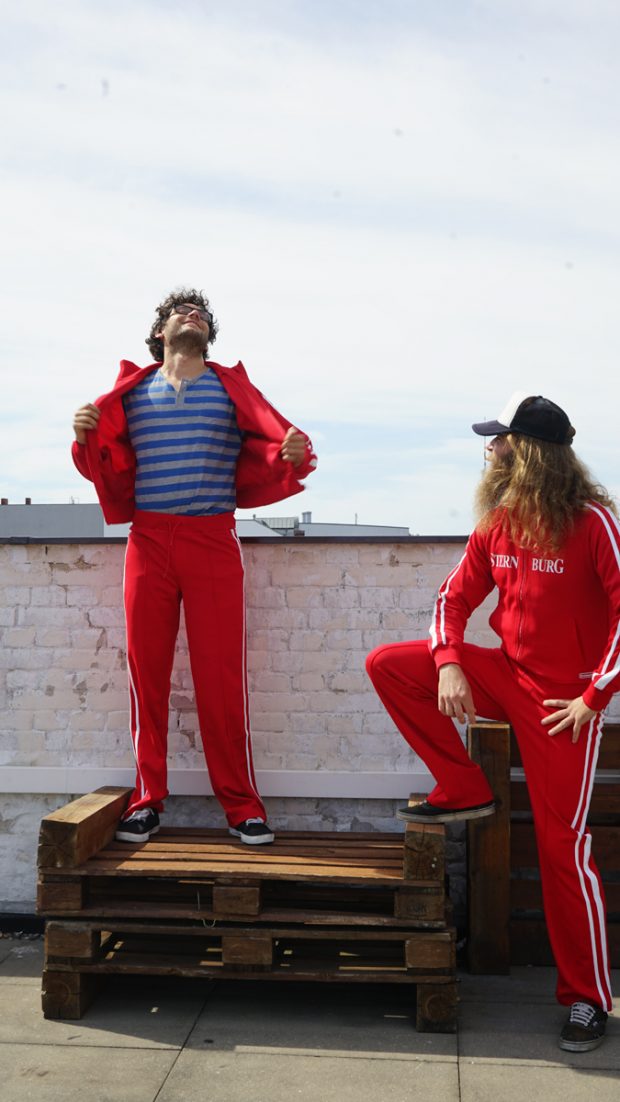 Das Must-Have für die Fashion Week - der Sternburg Trainingsanzug