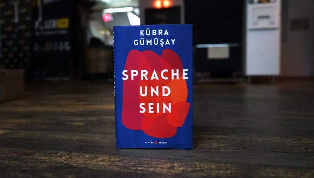 "Sprache und Sein" von Kübra Gümüşay in Lesen und lesen lassen (Foto: Constanze Kaul)