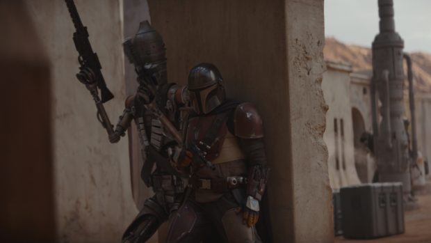 Ein Droide im Kopfgeldjägermodus? Gibt es! Und dazu hat dieser die Stiumme von Taika Waititi. (Quelle: © 2019 Lucasfilm Ltd. & ™. All Riights Reserved.)